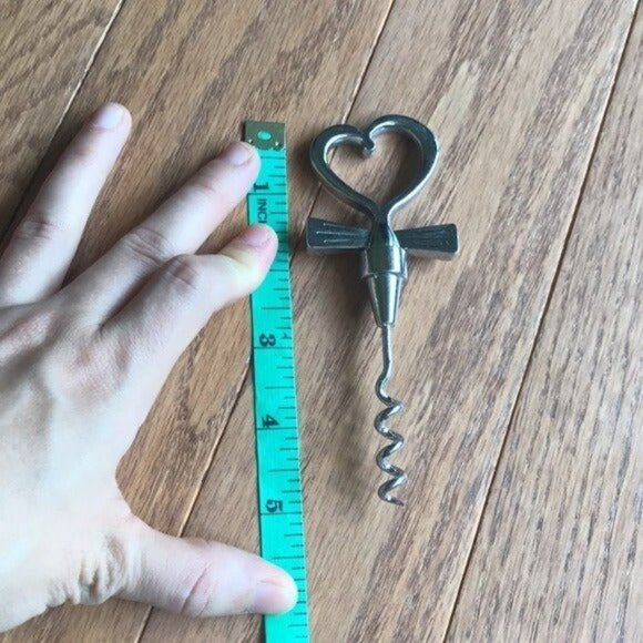 Silver heart wine bottle opener - Picture 3 of 4